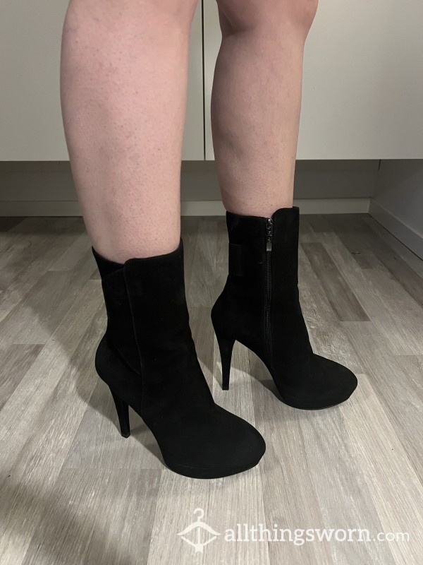 Well-worn High Heels From GUESS Size 38. Free Nylon Socks With Purchase.