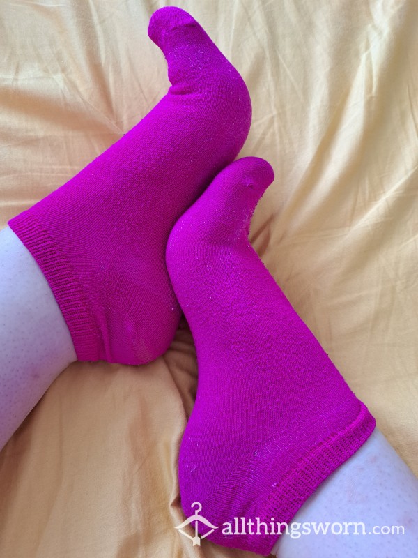 Well-worn Hot Pink No Show Cotton Socks