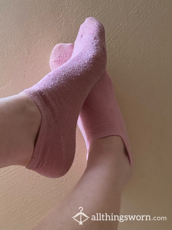 Well Worn Pink Ankle Socks