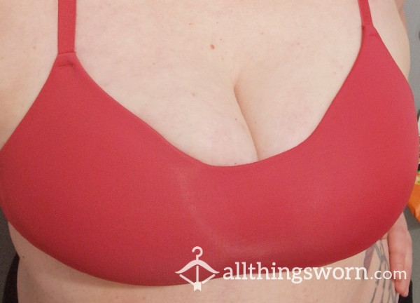 Well Worn Red Silky Non Wired Bra Size 38B Super Comfy