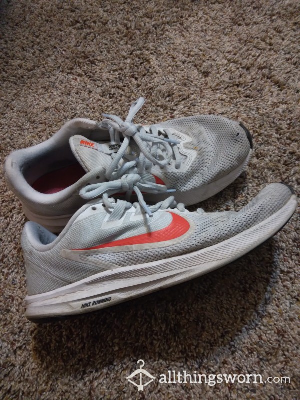 Well-worn Running Nikes 💋