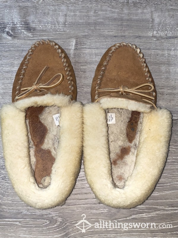 Well Worn (3+ Years!) Size 9 L.L.Bean Fluffy Smelly Moccasins