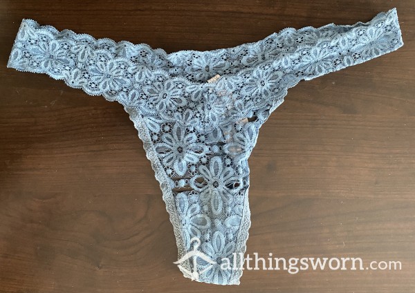 SOLD💫Well-worn & Torn Lace Victoria’s Secret Thong