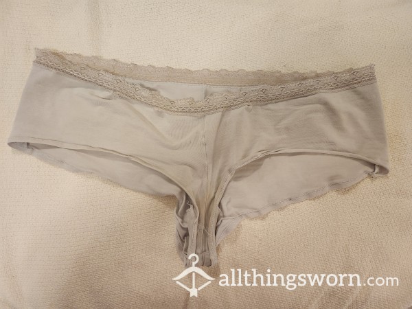 Well-worn White Cotton Panties With Lace Trim