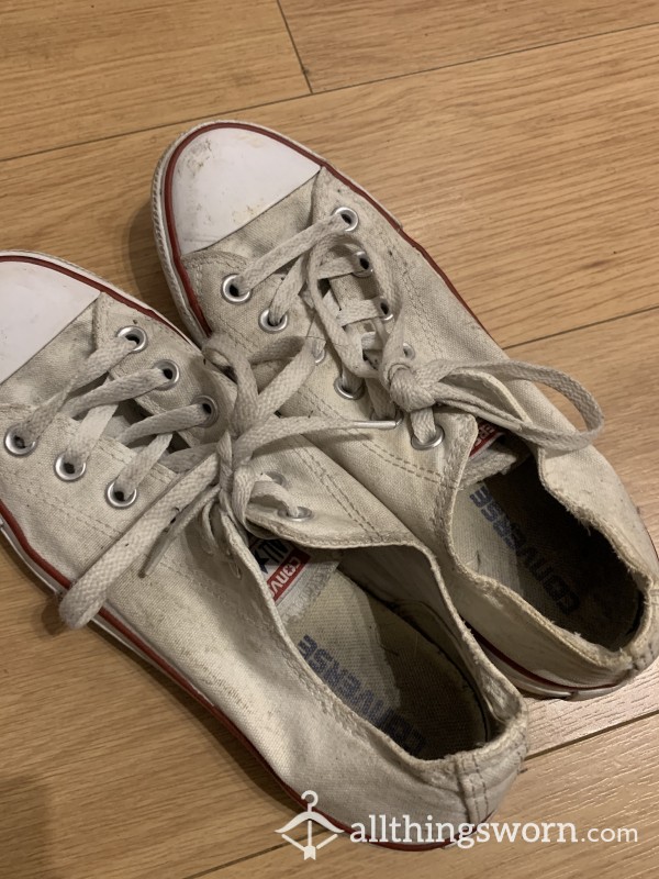 Well Worn White Low Converse
