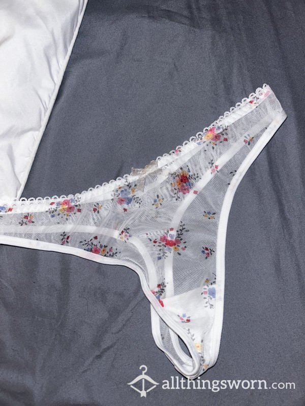 Well-Worn White Mesh Flowers Pattern Panties/Thong