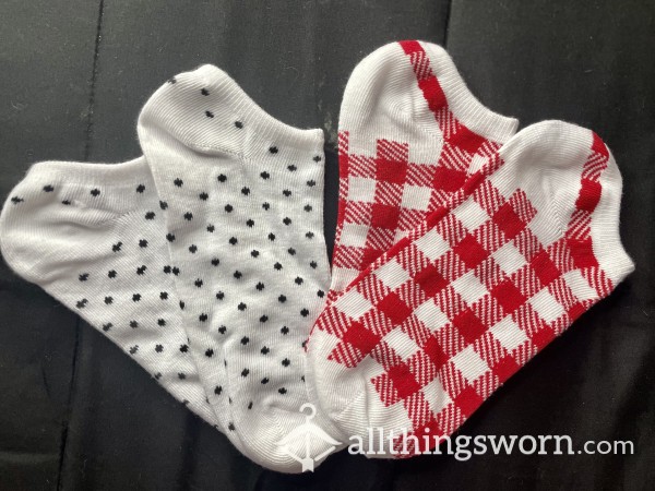-white And Black Polka Dot Or Red And White Checkered Ankle Socks