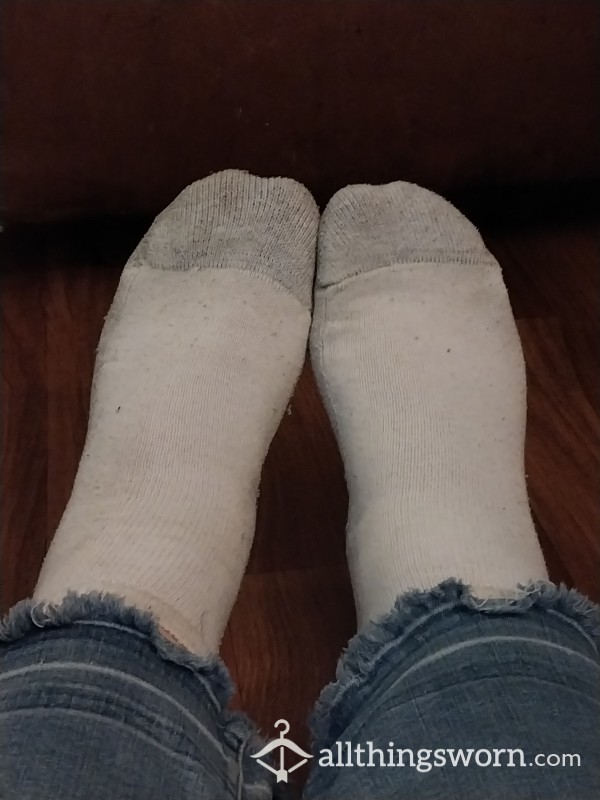 White And Gray Ankle Socks