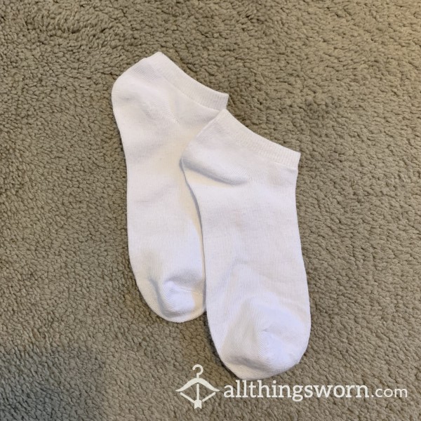 White Ankle Socks 48 Hour Wear