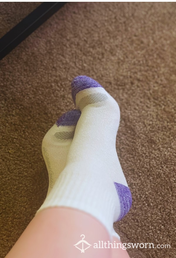 White Cotton Socks W/ Colored Toe & Heel