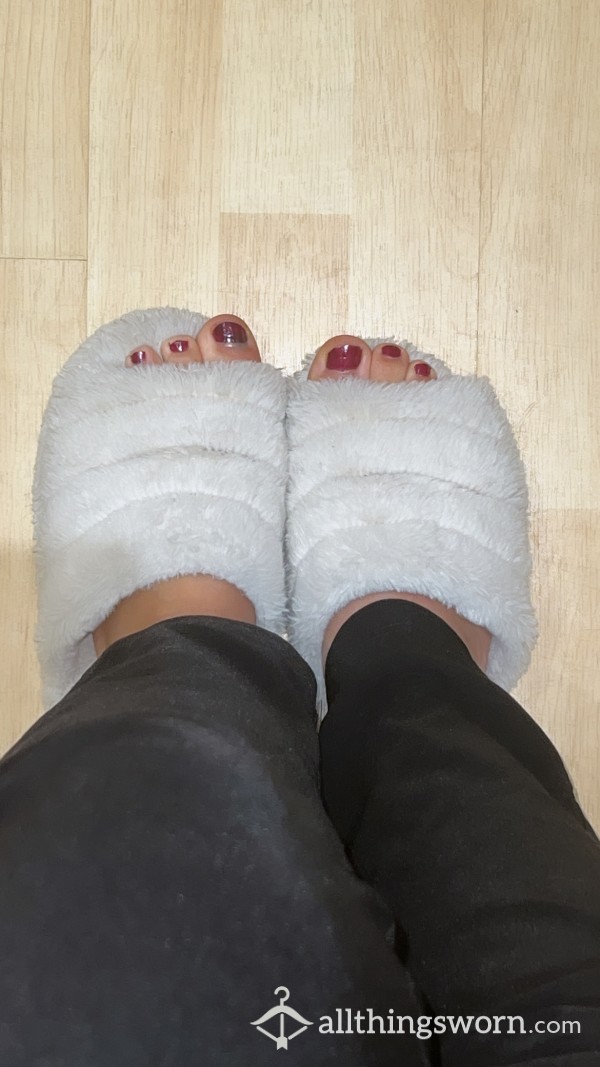 White Fluffy Slippers X