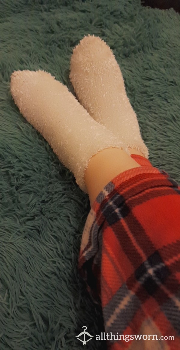 White Fluffy Warm Comfy Socks 🧦 Worn To Order 😈