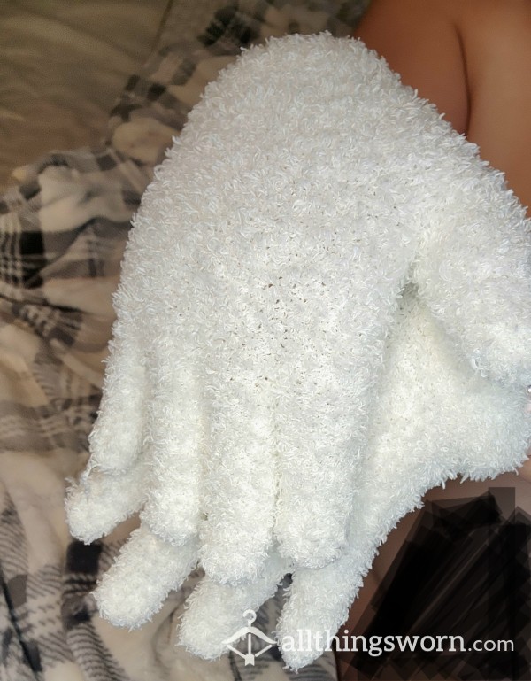 White Fuzzy Gloves