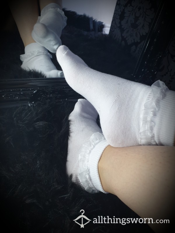 White Girly Frilly Socks 24h Wear