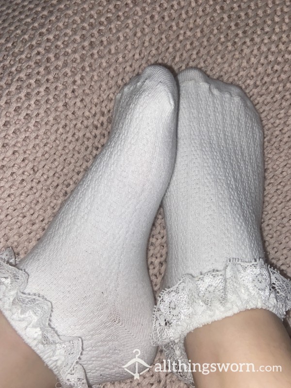 White Lace Size 3 Socks