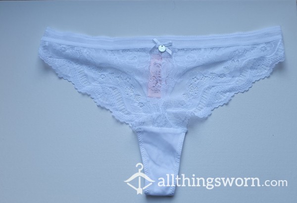 White Lace Thong 🤍
