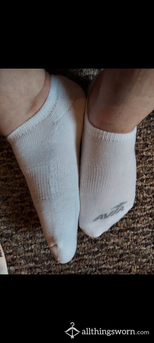 White No Show Athletic Socks(FREE SHIPPING)