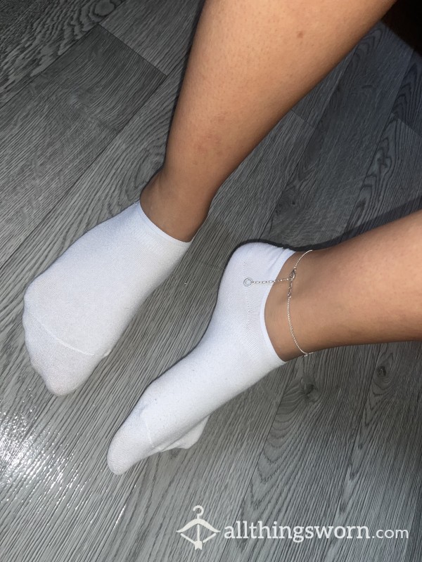 White No Show Socks. 1, 2 Or 3 Days Wear.