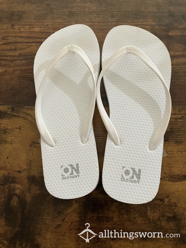 White Old Navy Flip Flops - US Shipping Included - Ready To Be Customized