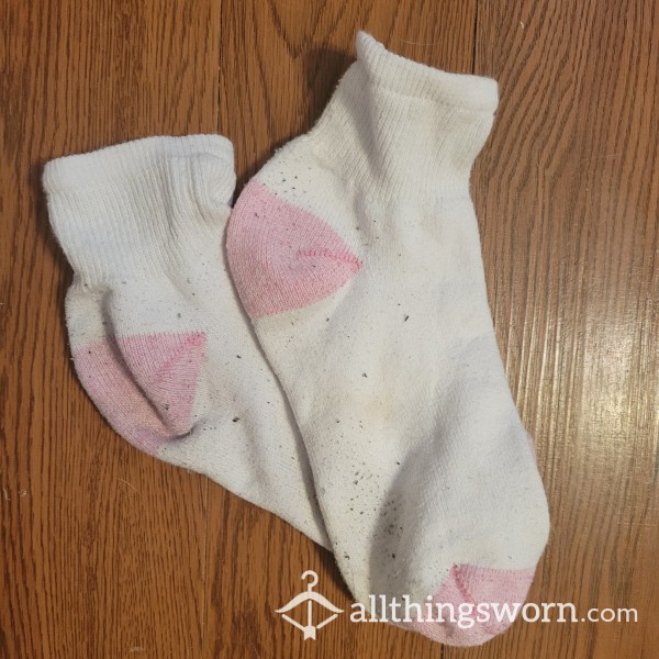 White & Pink Ankle Socks