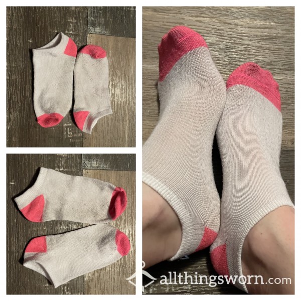 White & Pink Ankle Socks