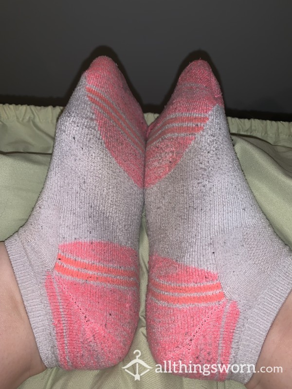 White Skechers Socks With Pink Toe And Heel
