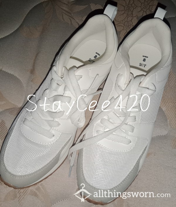 White Sneakers 🤍