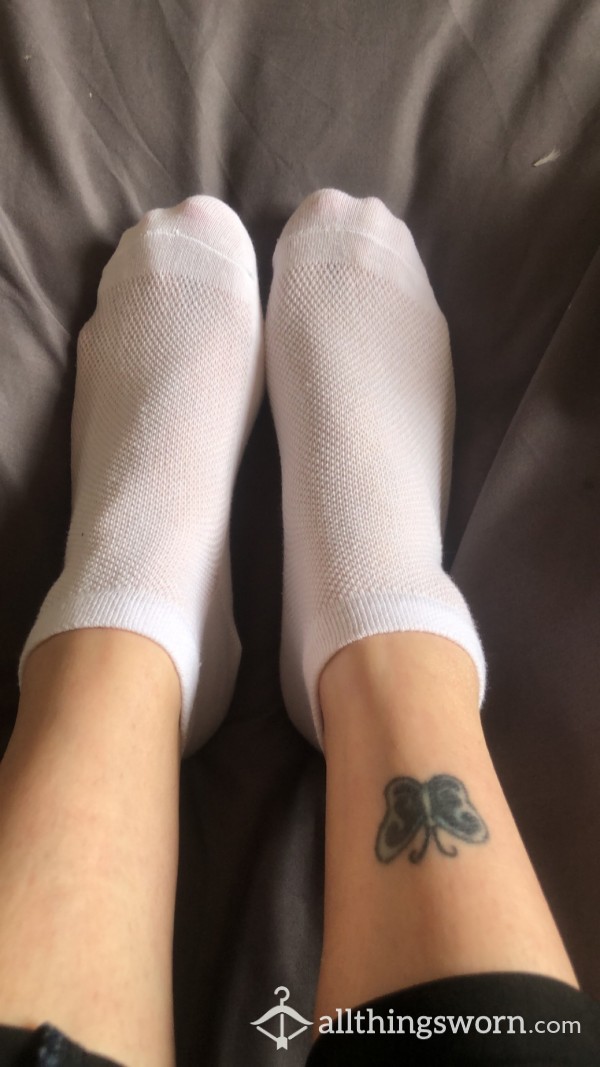 White Ankle Socks Ready For Me To Get Filthy For You 🥵