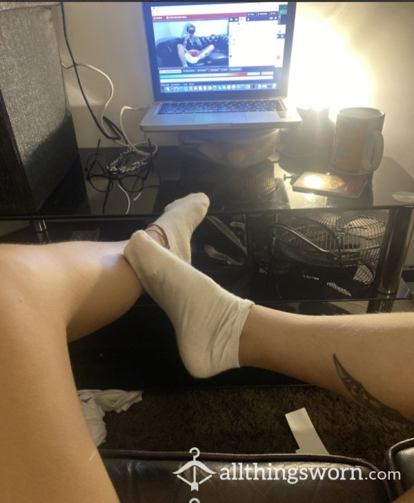 White Socks Worn Gym, Work & On Cam Work Last Night. 3 Days Wear 👀