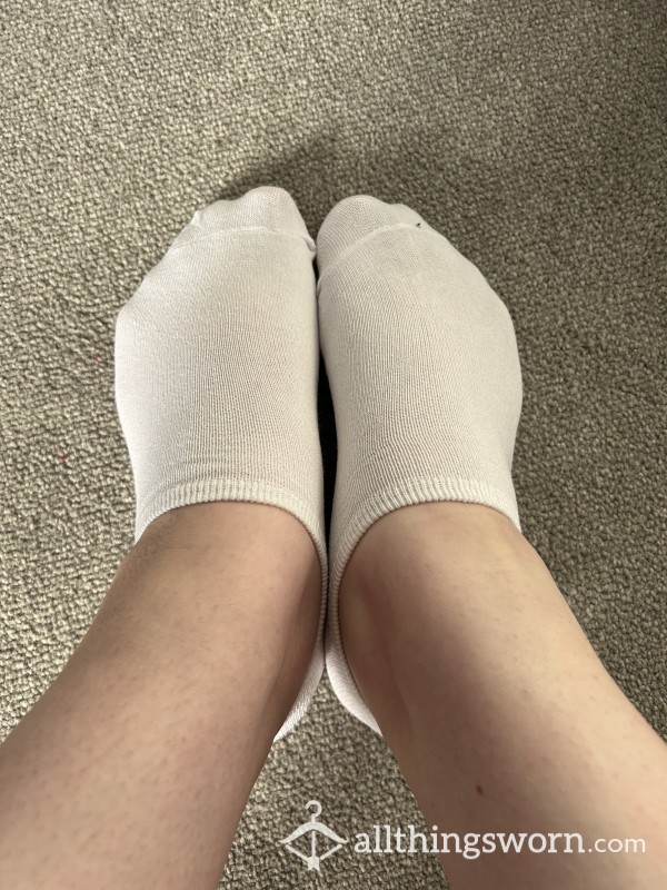 White Sports Socks 🧦