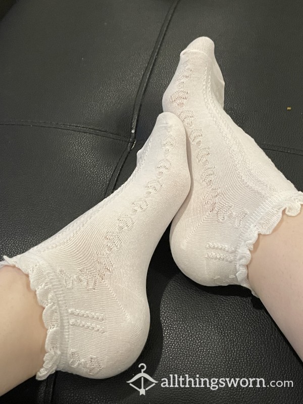 White Textured Vintage Style Socks