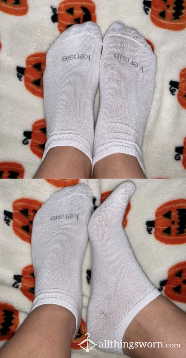White Thin Kensie Brand Socks