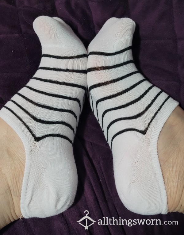 White With Black Stripes Socks FREE Shipping In US