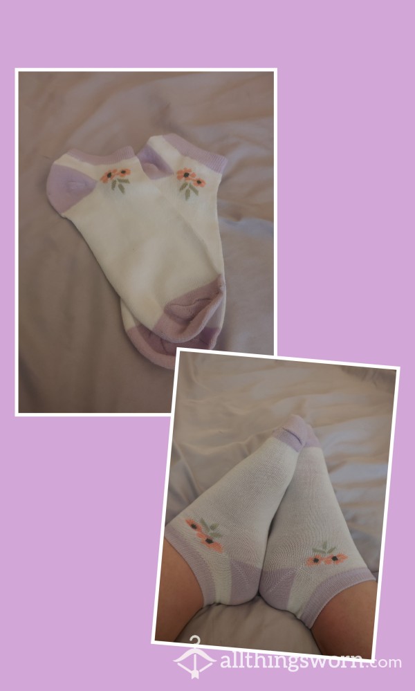 White/purple Pastel Socks