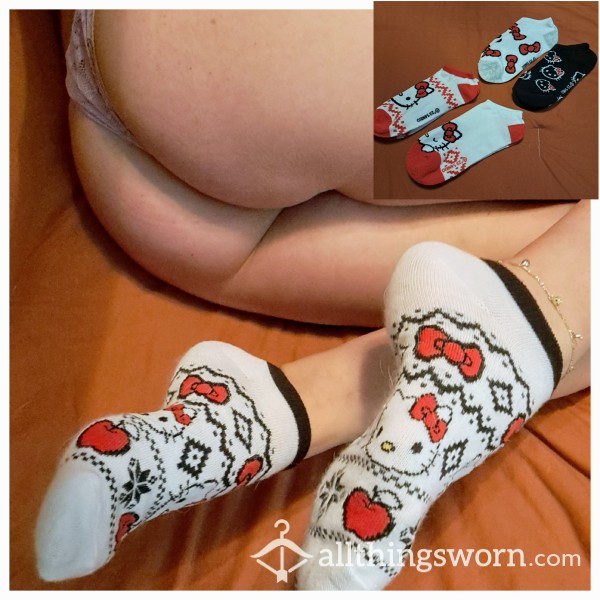 Winter Hello Kitty Ankle Socks