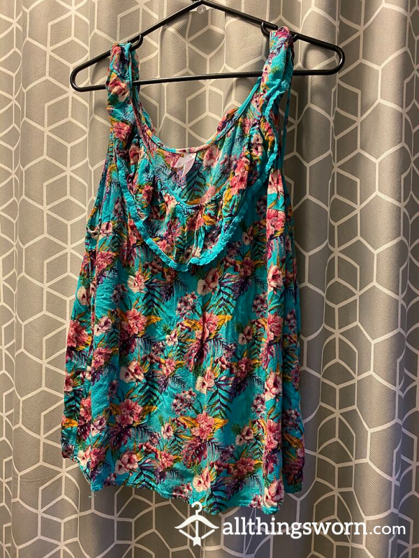 Women’s Used 2xl Floral Tank