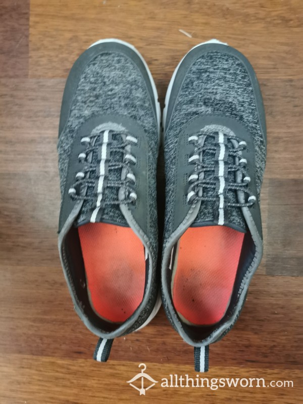 Workout Shoes Worn Without Socks