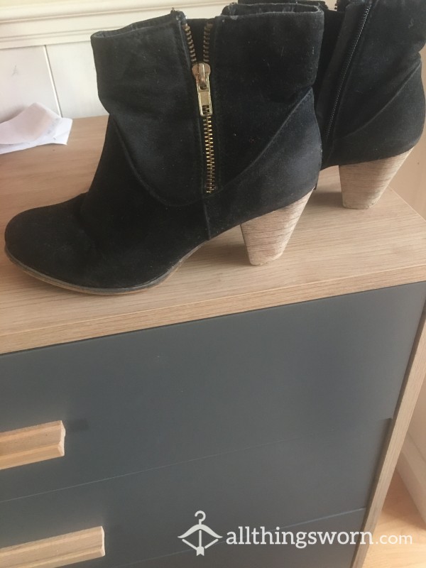 ❤️ Worn Black Ankle Boots With Side Zips  And Heels 👢size 4