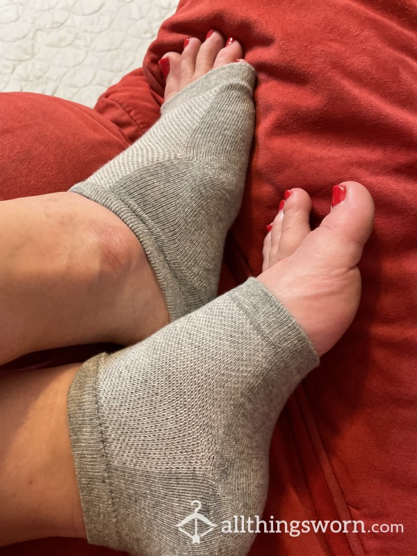 Worn Moisturizing Heel Socks!