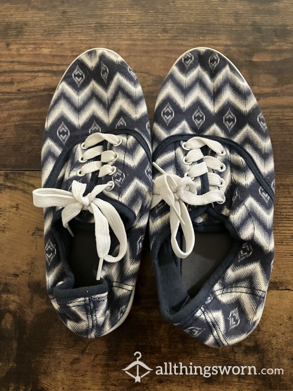 Worn Navy & White Canvas Shoes - US Shipping Included -