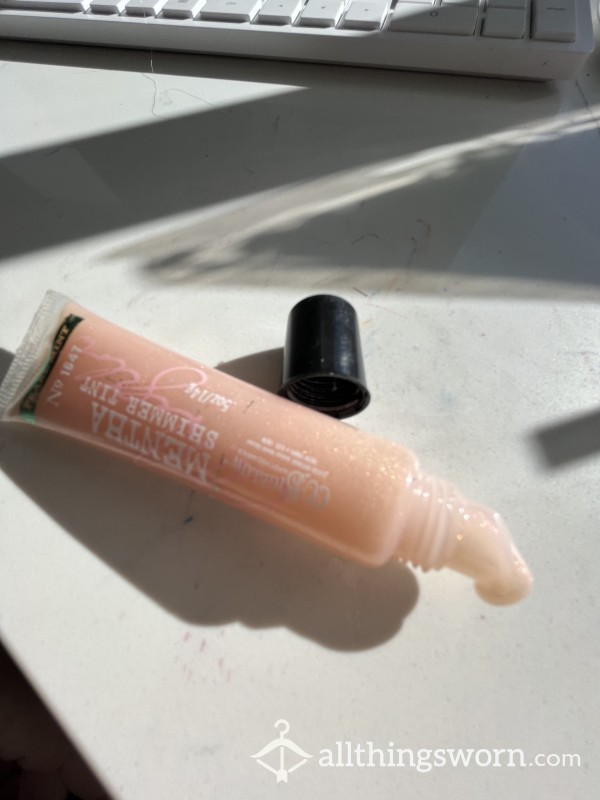Worn Peppermint Lip Gloss Shiny Pink