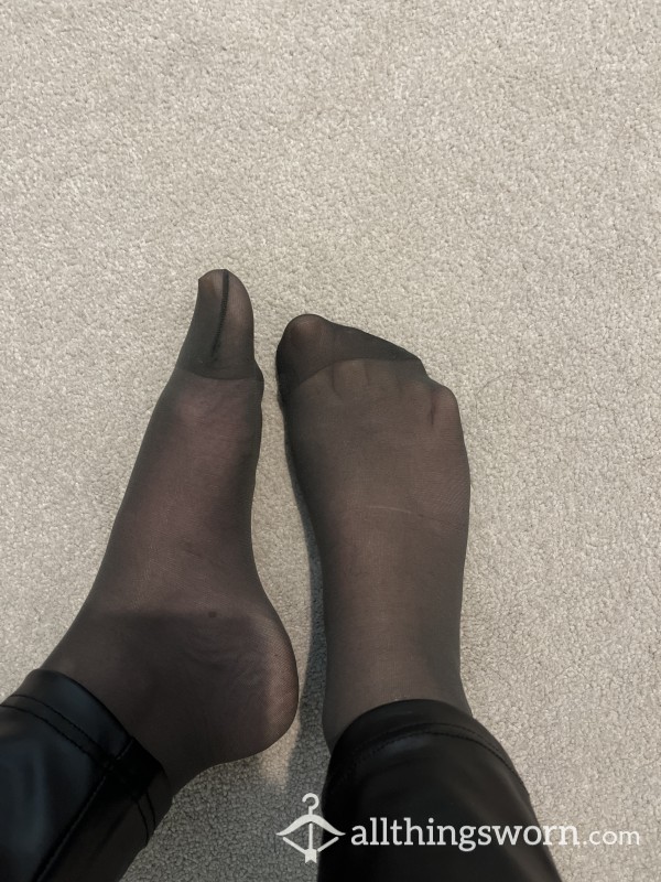Worn Pop Socks - Grey