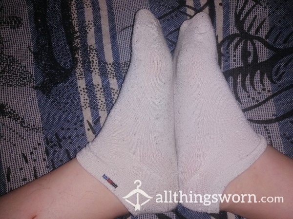 Worn Socks By 2 Ladies 🧦😈 48h Wear, 24h Each One Of Us 😏