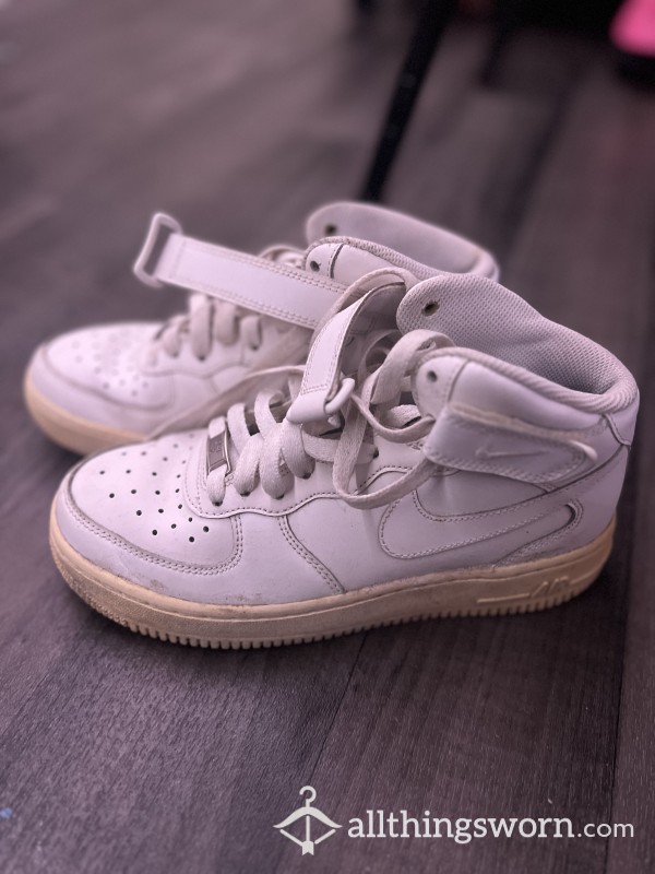Dirty White Airforces