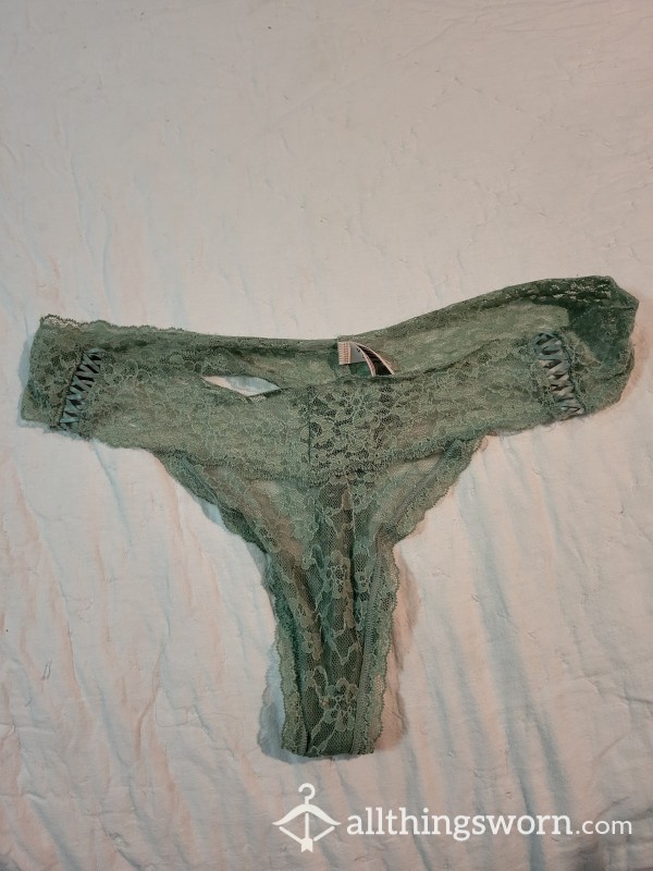 XL Green VS Lace Thong With Cute Little Embellishments