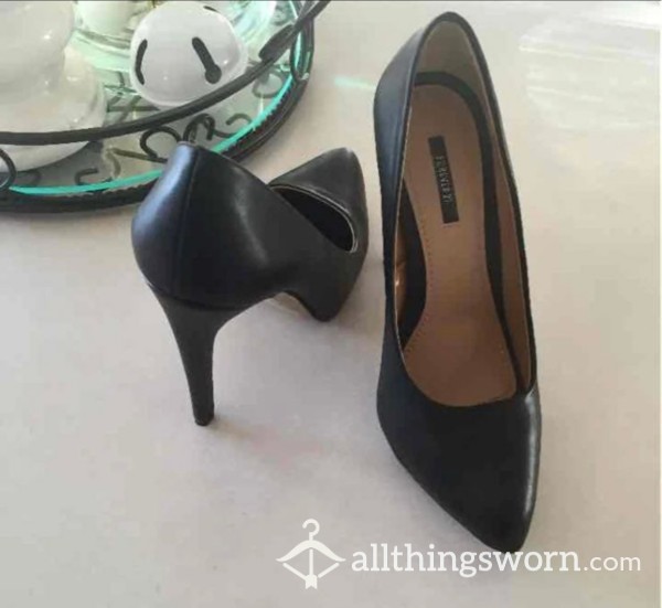 SOLD!! Your Balls Will Thank Us Both Later!! 😈🥵 The Perfect Gift To Yourself…Read Description!! 🔥😘 HOT AF Black Sexy, Sexy Heels!! 🥵🔥😍