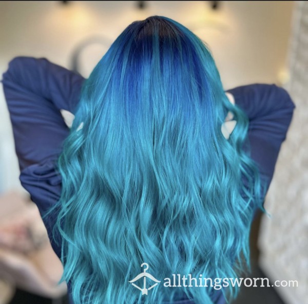 Blue_Haired_Naughty_Girl